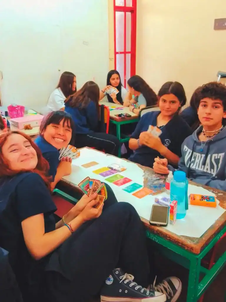 Le jeu des 7 familles, outil ludo-pédagogique créé en Argentine